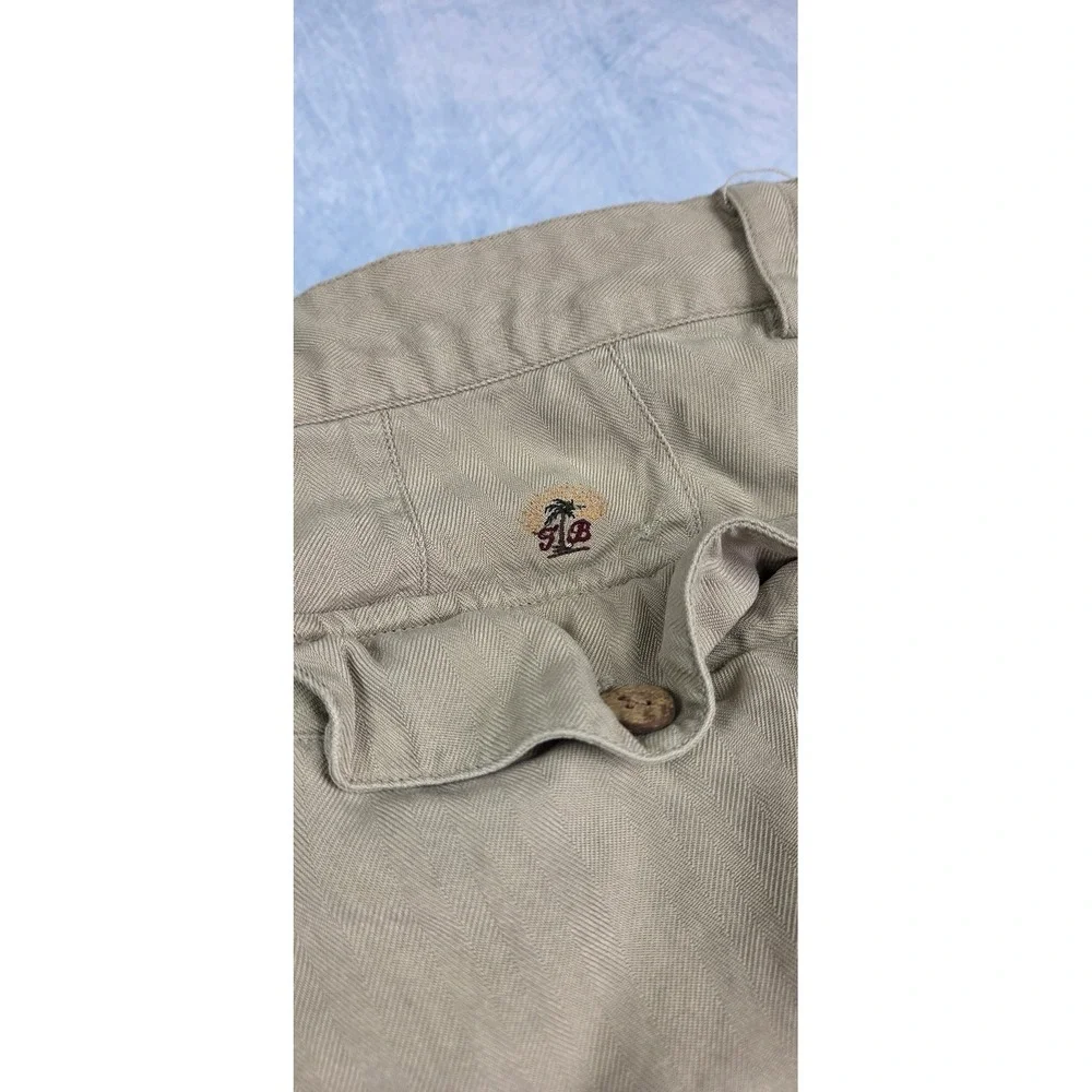 Tommy Bahama Relax Men's Shorts 35 Khaki 100% Silk Pleated Chino